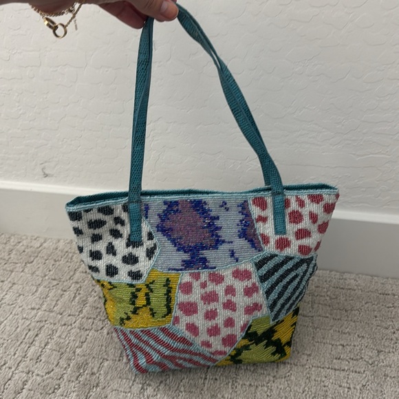 Fully beaded multicolor patchwork mini tote bag pattern zip top European - Picture 9 of 12